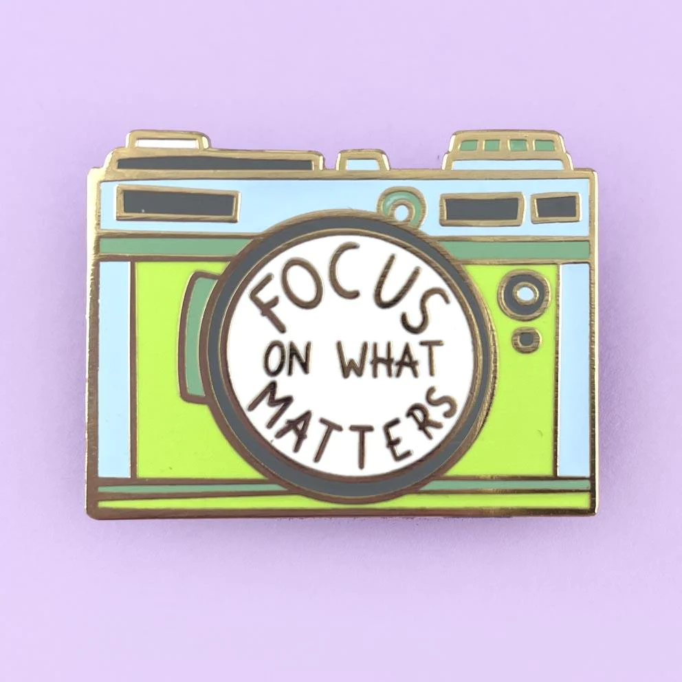 Focus On What Matters Lapel Pin-Pipp Pop